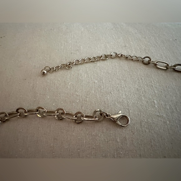 ModCloth Statement Necklace - Picture 4 of 4